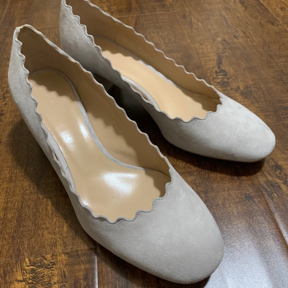 Chloe Heels Lauren Scallop Suede Pumps Gray